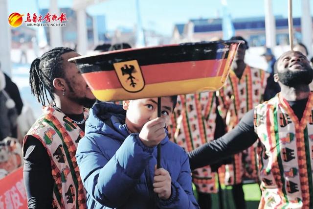 骄阳看雪 乌鲁木齐