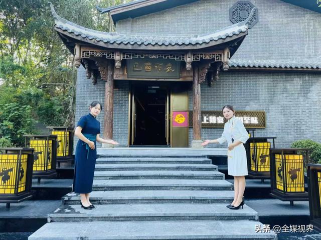 美食+美景，南充巴国布衣滨江店“诗画餐饮”惊艳出圈（上篇）