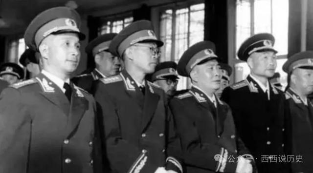 1955年，彭德怀上报大将候选名单，主席眉头紧锁：这几人是谁提的