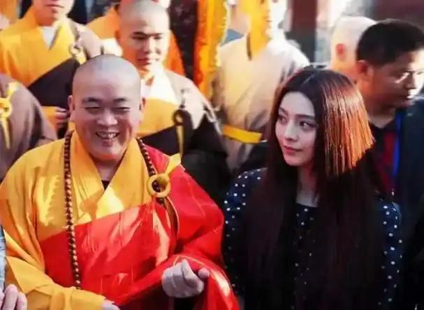 央视通报，释永信怕是要“牢底坐穿”，给女明星开光只是冰山一角