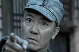 亮剑中的一个争议剧情：李云龙的军衔当真评低了吗？图片