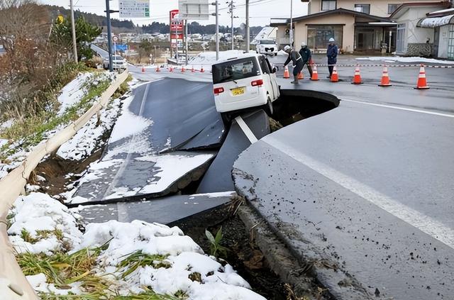 不到72小时，日本遭受6个噩耗，东京乱成一团，高市彻底没戏了
