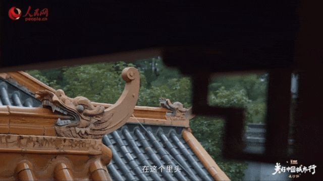 赴岳麓日出，解锁专属于湖大新生的第一份少年意气！
