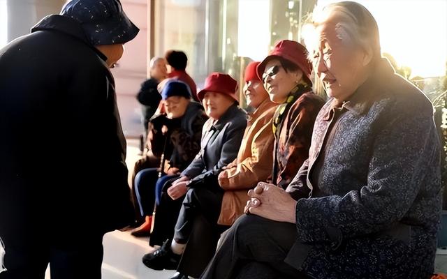 中国将迎来前所未有的死亡高峰，专家得出答案：是这些因素导致的