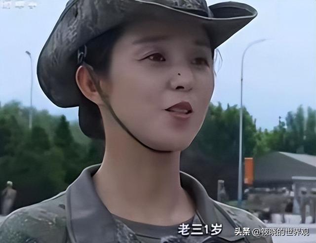 女兵领队王媛私生活照曝光后，才知她牺牲有多大，老公直言很骄傲