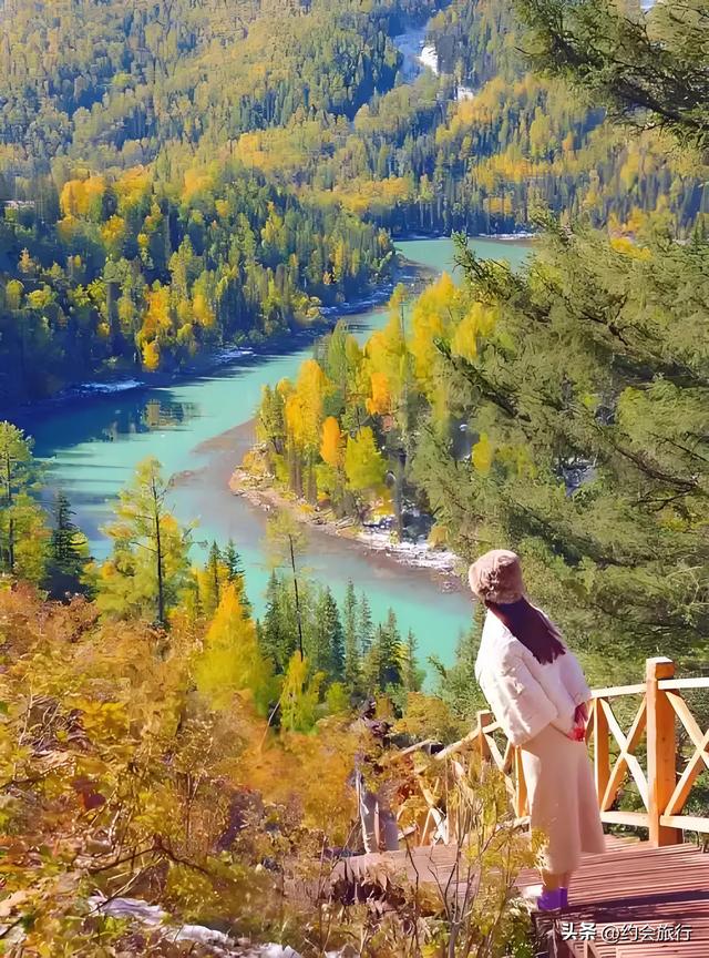 为啥有人宁可挤爆新疆喀纳斯两次，也不愿去天山天池旅游？