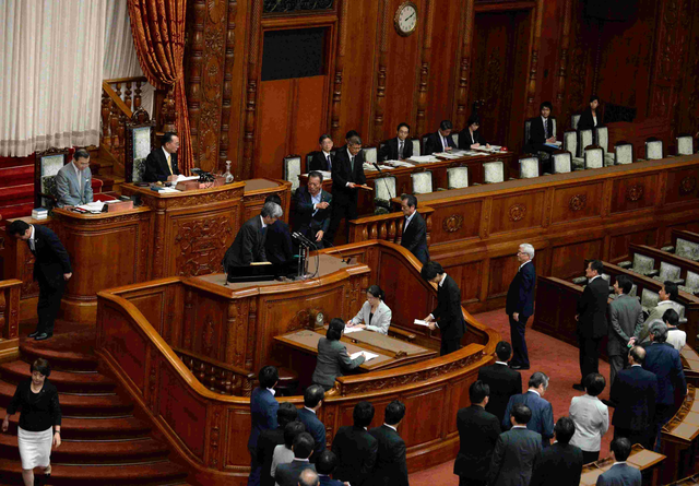 199：166，高市早苗面临下台危机，石破茂发声：她不用对华道歉了