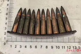 10颗子弹、11支烟花……他们携带违禁品进站被查！图片