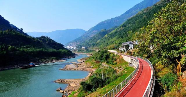 出发！乌蒙山歌开唱+年货盛宴启幕，赤水河谷之旅正当时