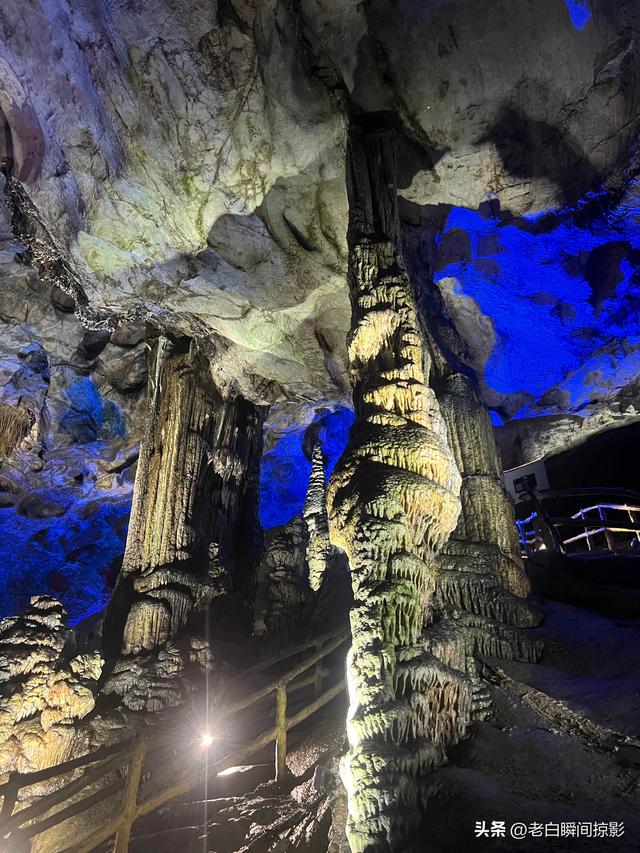 万象洞：藏在半山腰的地下仙宫，距城区12公里，却静候了亿万年