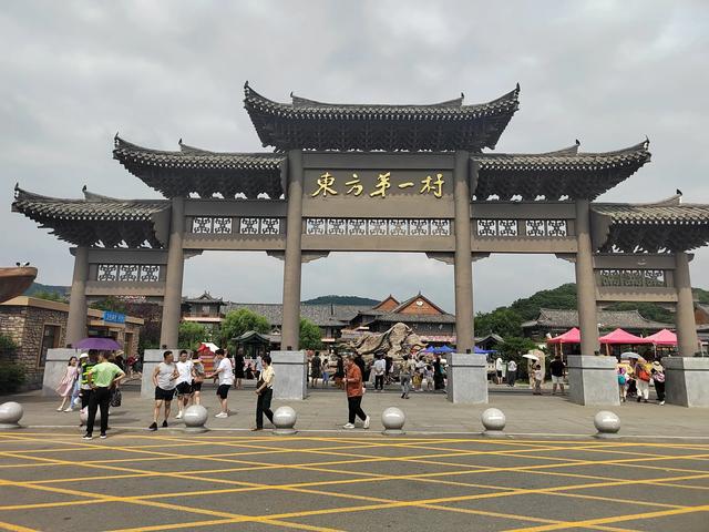 夏日东北行：8月3日，游珲春防川景区，一眼望三国。