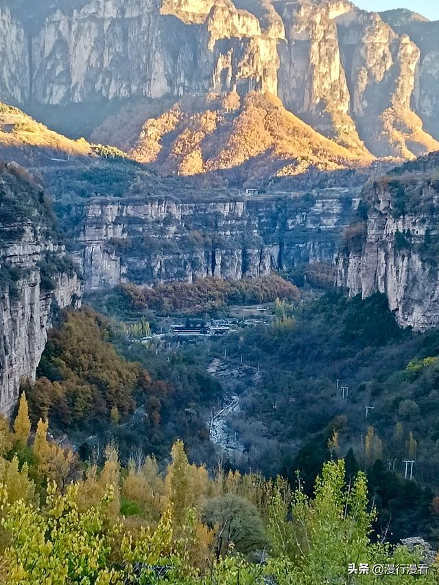 自驾南太行国画小镇石板岩第二天，体验石阱线驾驶乐趣