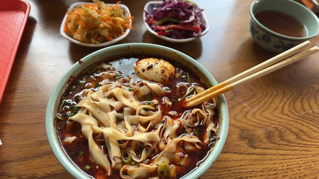 从一碗牛肉面开始，解锁初冬金昌的一日漫游