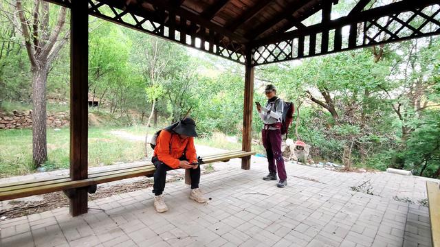 牛山寨-三帽山-三清观-金华寺-情人谷，28公里的穿越线，美哉险哉