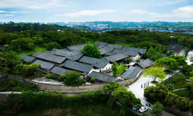 乐山本地人私藏！30个小众打卡地，颜值高还不挤！