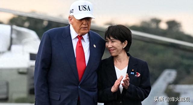 中美通完电话，特朗普一个电话打到东京，高市这回不道歉不行了？