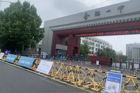 实录！合肥一中油腻男老师与漂亮外国女士飙英语的全过程图片