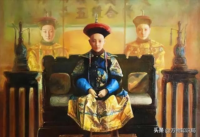 1983年慈禧墓开棺老照片：出土时全身长白毛，牙齿和指甲保存完整