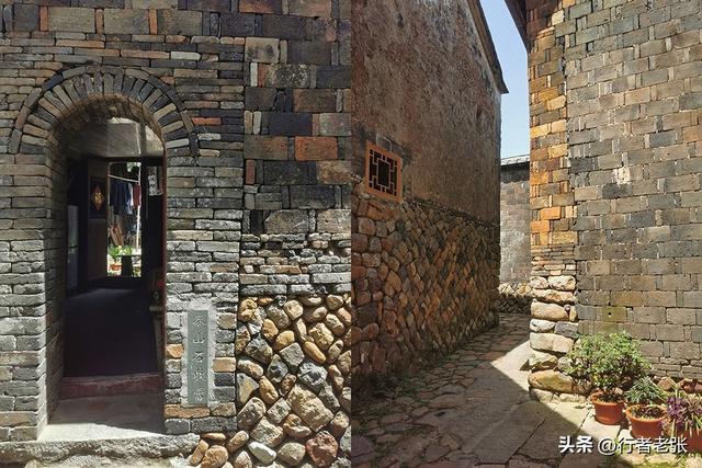 福建古田有座千年古镇，有现实版“拐弯抹角”，住着唐朝皇室后裔
