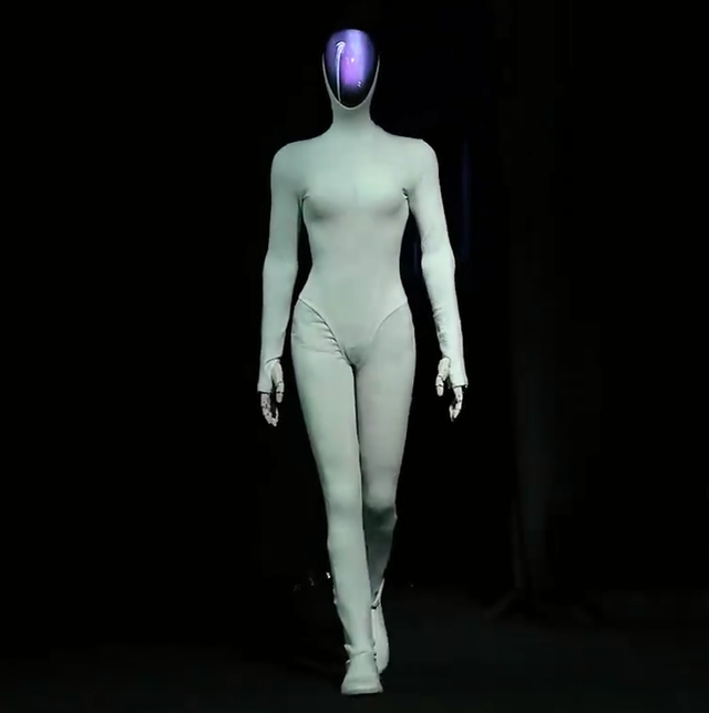 小鹏的首款女机器人，在全网火了，雷军说过的话，终于有人信了