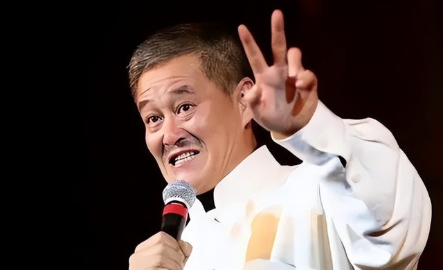 终于破案了！逼得赵本山退出央视春晚的不是宋丹丹，更不是范伟