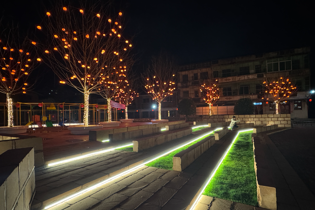 一城灯火，醉美余江夜