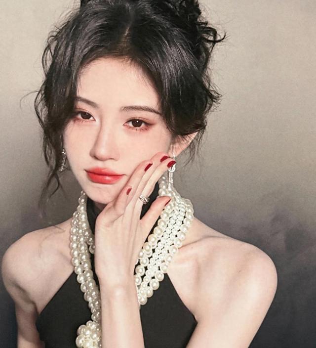 陪睡陪玩只是冰山一角！万达蒸发800亿后，王思聪再次传出大丑闻