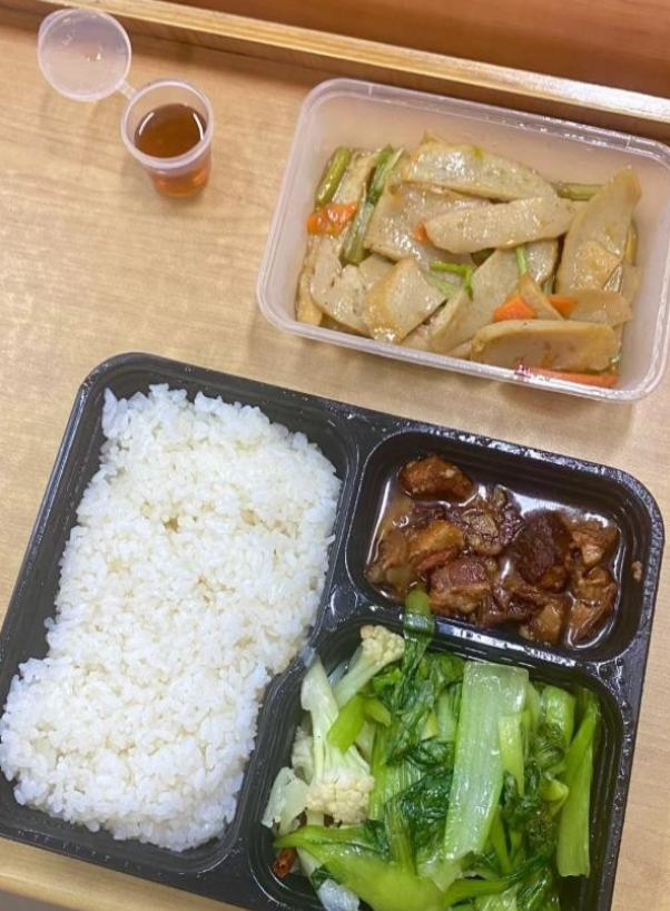 北京下了死命令，2027年底前，所有中小学必须告别“校外配餐	”