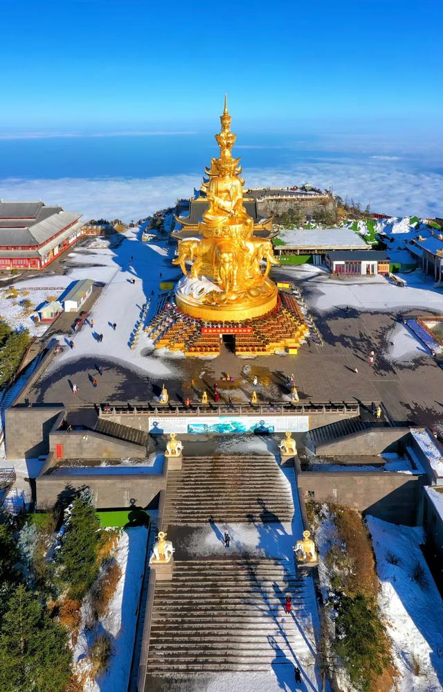 上海人爬了华山和峨眉山,实话实说,差别还是很大的