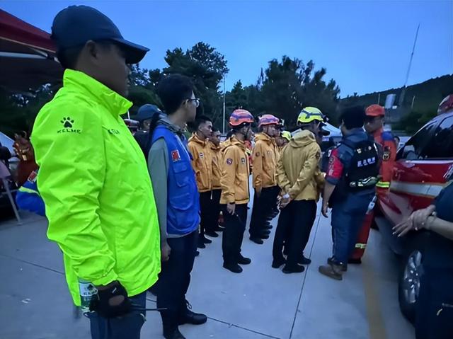 大理失踪男孩确认死亡！定位器比孩子先丢，生前最后露面照藏猫腻
