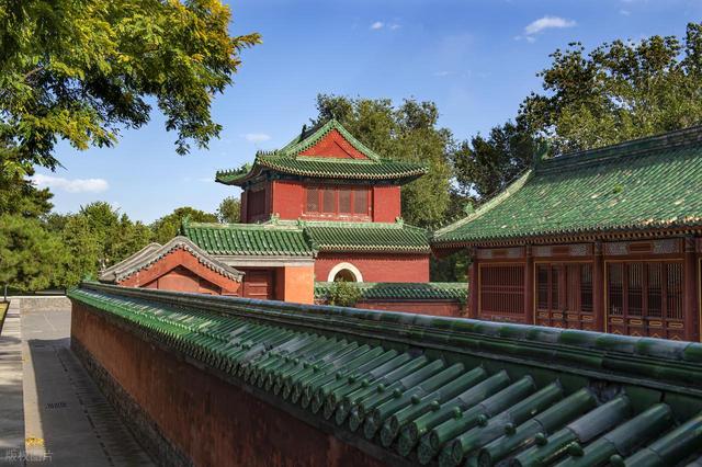 60岁之后一定要去一次！北京对老人免票的20+景点，不花钱还好玩