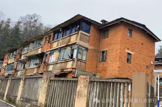 贵州大山里的三线厂，昔日绝密工厂为飞机造心脏，今变网红打卡地