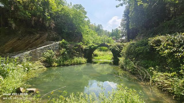 八百里金南漳宝藏线路石桩河村休闲游