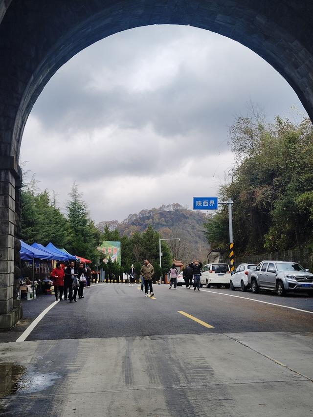 南行漫记：汉中南郑区到巴中恩阳区，9小时233公里的行走路书