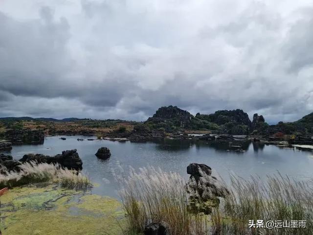 徒步石林蓑衣山、赏水上石林,遇降雨淅淅沥沥,收获特别的体验
