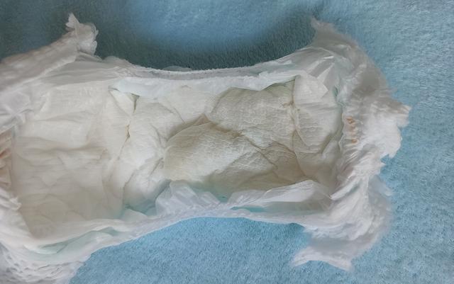 吃相难看！辛巴妻子称不稀罕接手账号，转头宣布复播，预约超40万