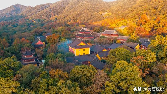 好奇期过后，免费景区的爽约局自然解困。