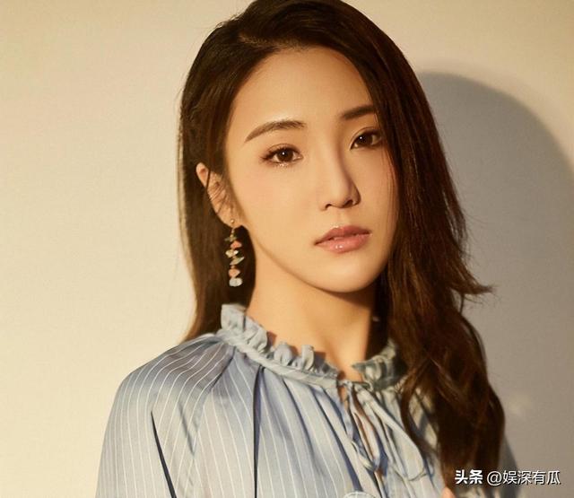 原来《老舅》里的她，就是张凯丽女儿，16岁就开始演女一号了