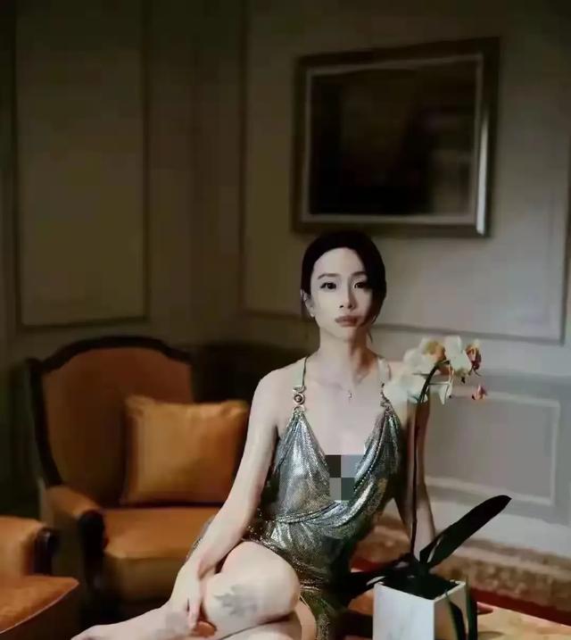 没想到李梦这么开放，这身材真有料	。