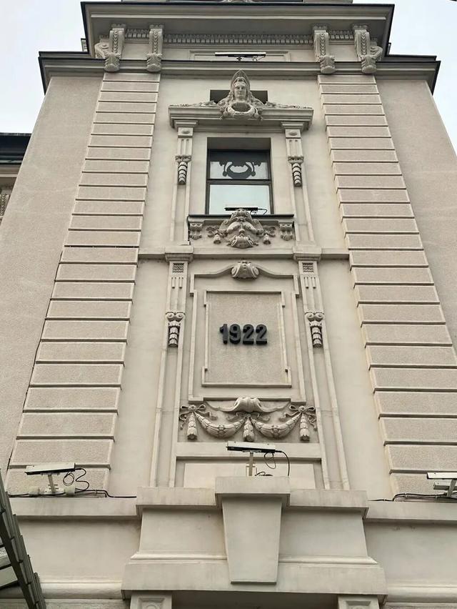 塞尔维亚，一座被轰炸过78天的城市的新生，贝尔格莱德一日游记