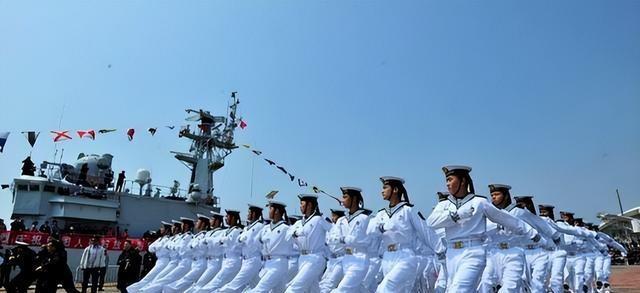 日媒通告全球：如果中日开战，中国人会抢着当先锋，引发高度关注