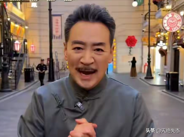 落难的凤凰不如鸡，这些沦落到给景区打工的明星，一个比一个心酸