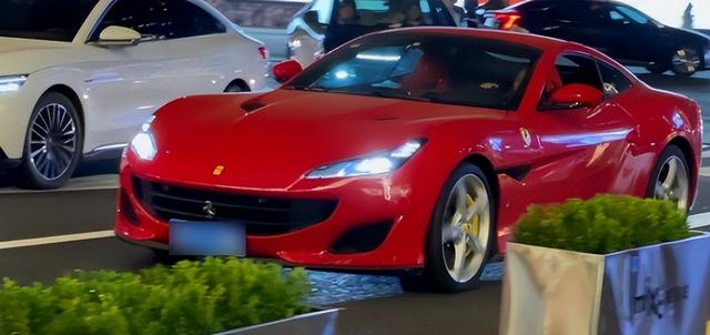 全民豪车时代？30万在中国算不算豪车？车市背后数据告诉你真相