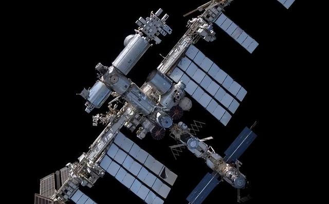 美论坛：若中国禁止美加入中国空间站，美国有权将其击落