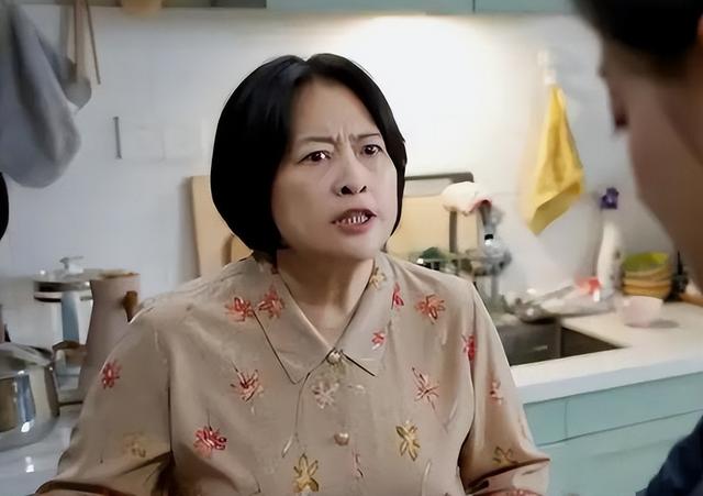 还未开播就骂声一片！央八力挺却差评如潮，一级演员被指戏混子