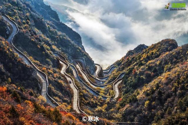 河南10月最美自驾路线，连穿5大挂壁公路，一下车美到词穷！