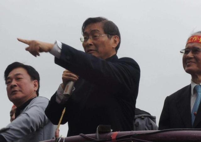 台湾黑帮大佬张安乐：终结蒋家王朝，为台湾和平统一立下汗马功劳