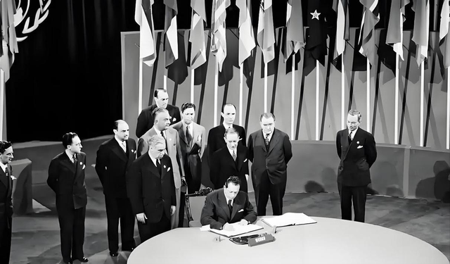 141艘航母卖遍全球！二战美国GDP暴涨147%，靠战争赚得盆满钵满？