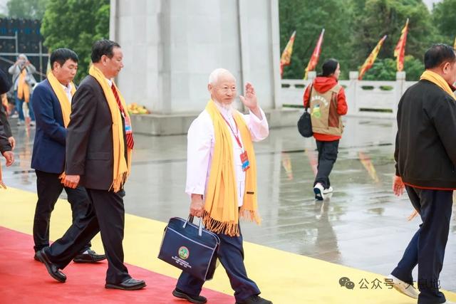第十二届世界马氏恳亲大会暨第一届马援文化节在河南信阳息县举行