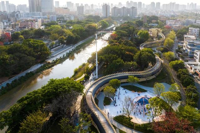 国庆打卡新地标！龙岗河干流碧道堤下试开放，年底全线亮相，漫步亲水正当时